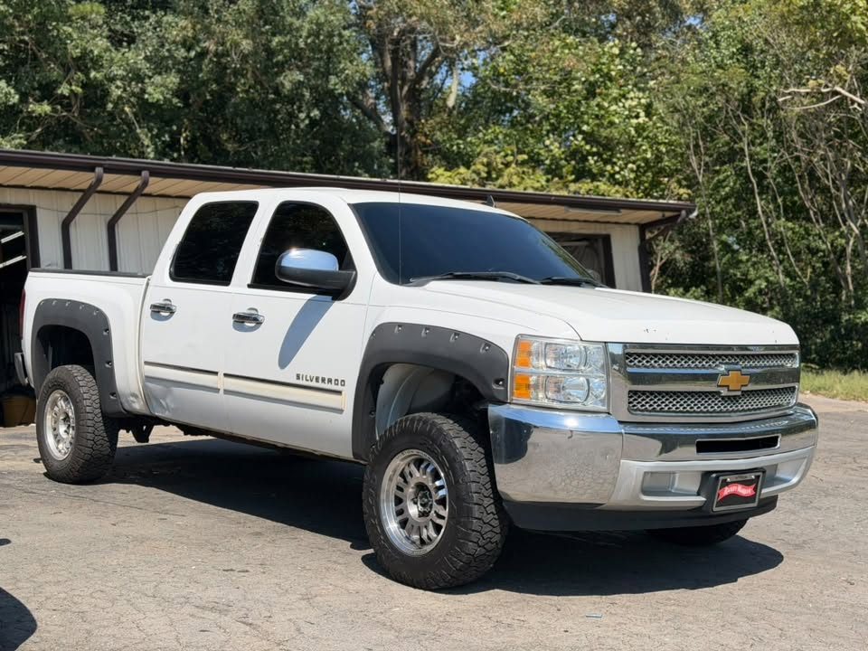 A white Silverado finished at Stellar Tinting